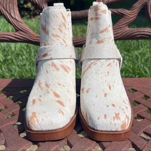 NWT Sam Edelman Exquisite Calf Hair Ballamie Ankle Booties - Picture 6 of 15